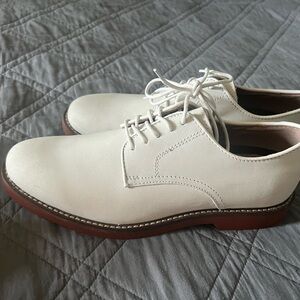 GH Bass and Co Tie Up Oxfords - Like new